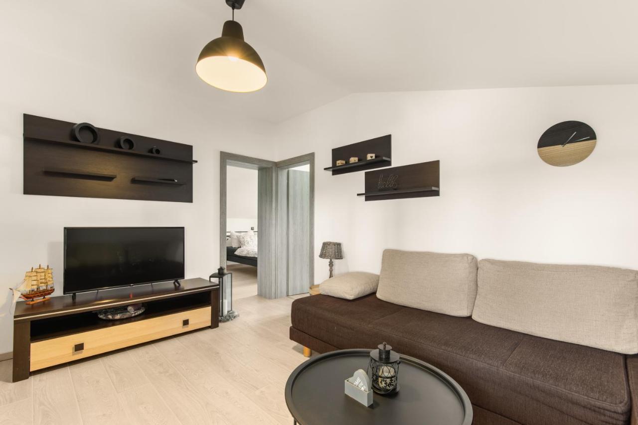 Apartman Dobrec Poreč Exterior foto